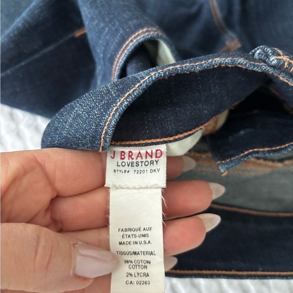 JBrand Lovestory Denim - Picture 6 of 11